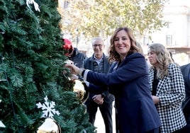 Valencia calculará el impacto de estar «de moda» en Navidad con más decoración y pirotecnia