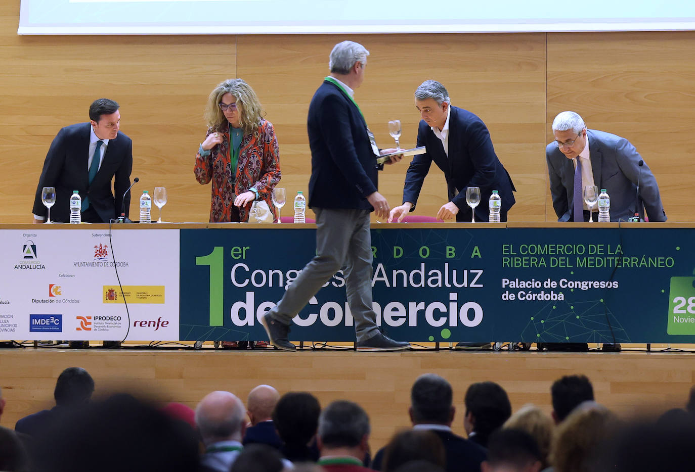 Fotos: comerciantes de toda Andalucía debaten en Córdoba su futuro