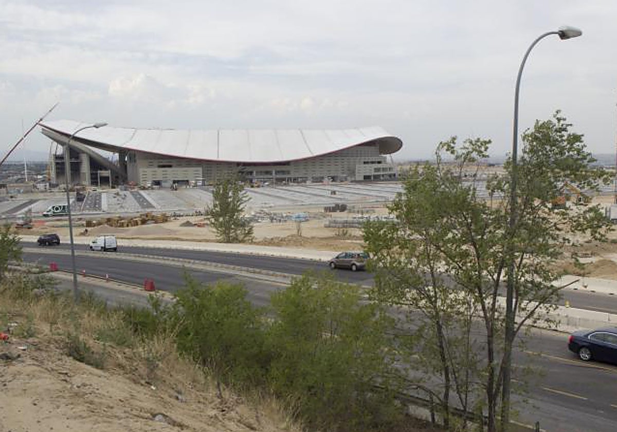 Imagen de archivo de la M-40 y el Metropolitano al fondo