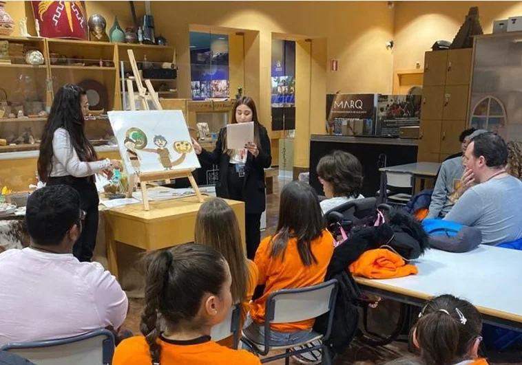 Taller con escolares en el Museo Arqueológico de Alicante (Marq).