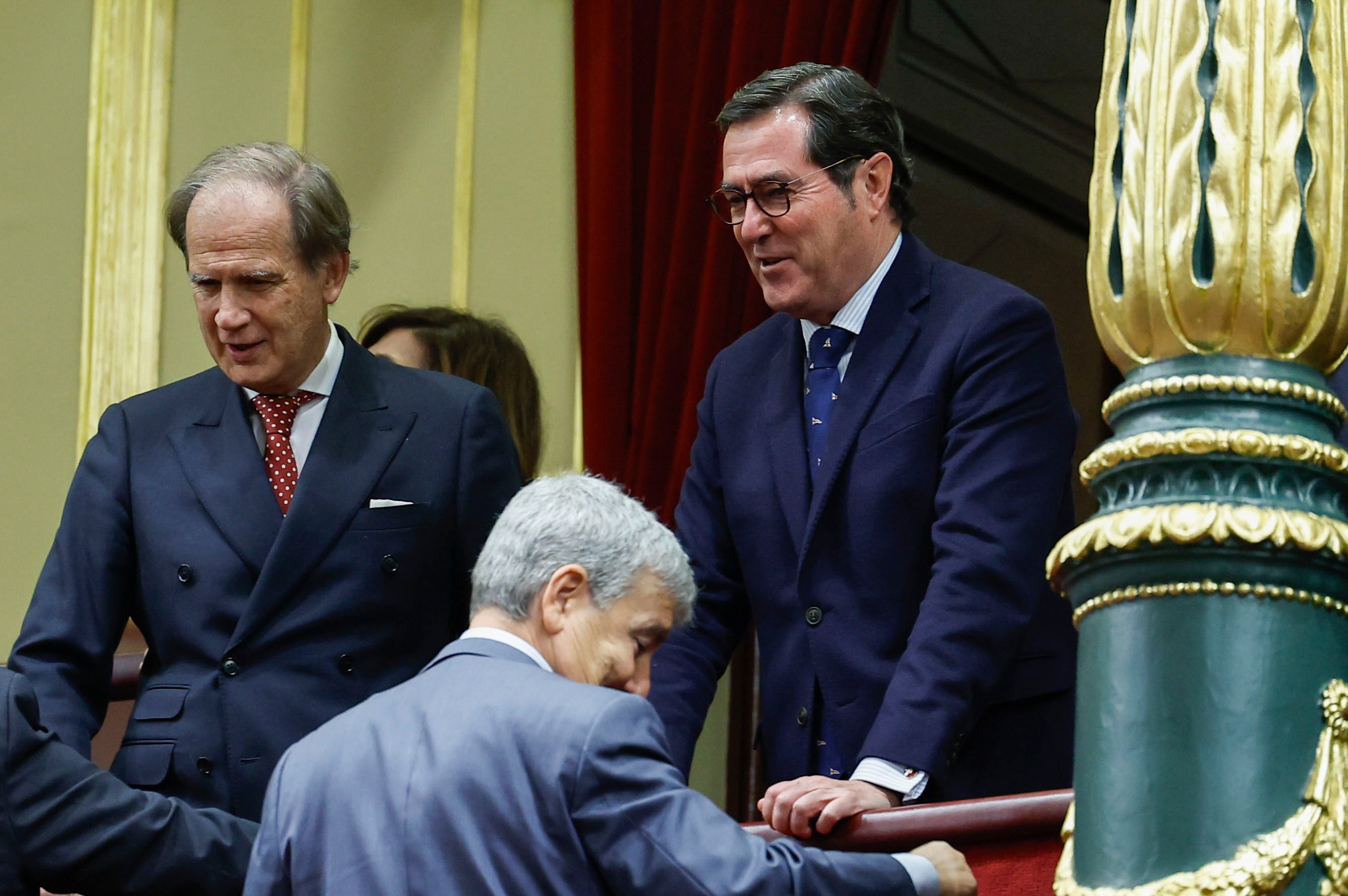 El presidente de la CEOE, Antonio Garamendi, antes del comienzo de la solemne apertura de la XV Legislatura 