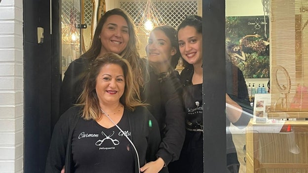 Trabajadoras del Salón de Peluquería Carmen