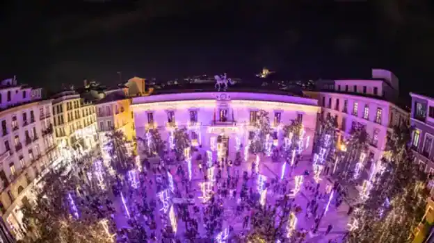 Luces De Navidad De Granada 2023: Fecha, Horario Y Las Mejores Calles ...