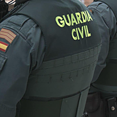 Detenido un hombre por prender fuego a la vivienda familiar con su pareja y su hijo de 4 años dentro