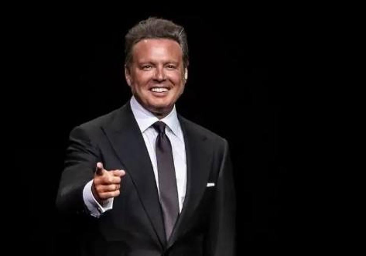 Luis Miguel en un concierto