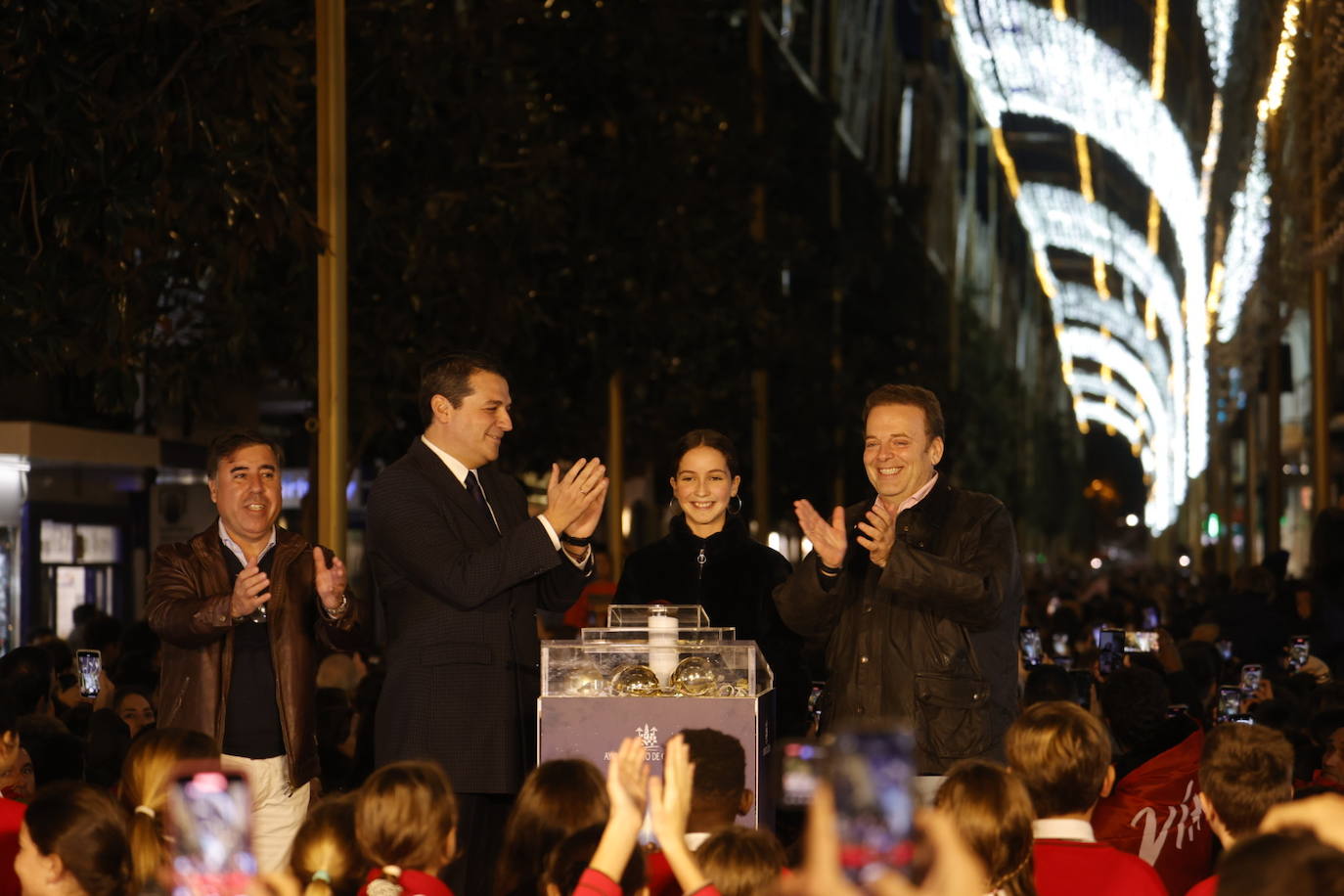 Fotos: el multitudinario encendido del alumbrado de Navidad en Córdoba