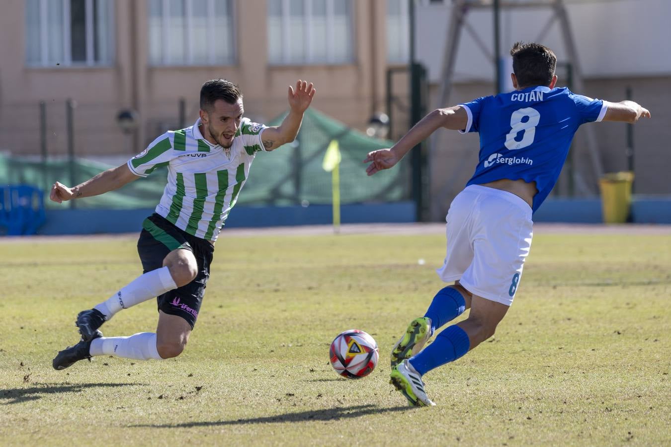 El Melilla-Córdoba CF y el gran susto con Gudelj, en imágenes