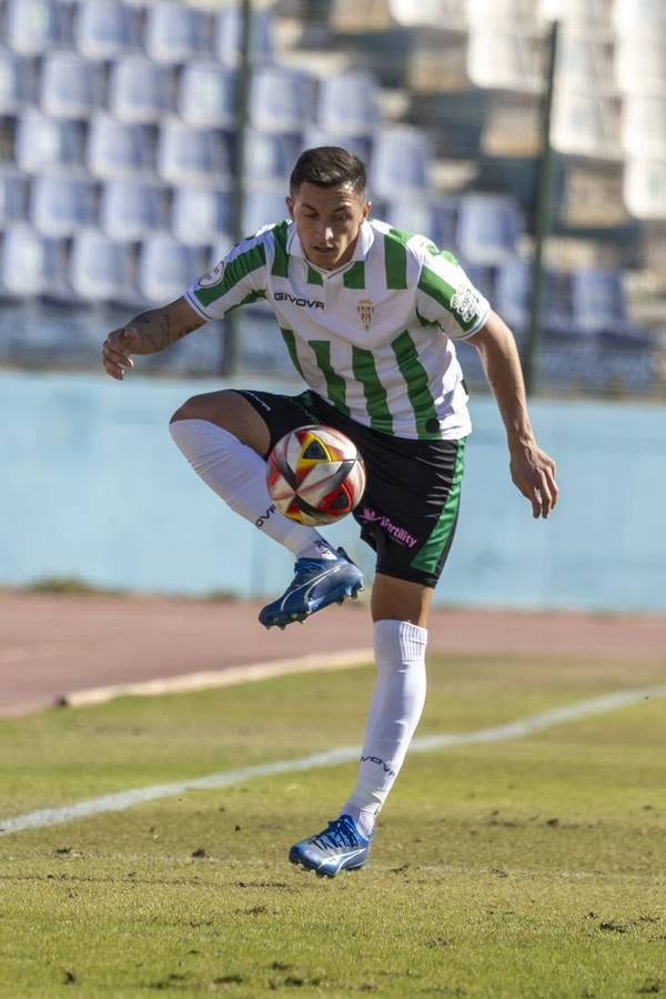 El Melilla-Córdoba CF y el gran susto con Gudelj, en imágenes