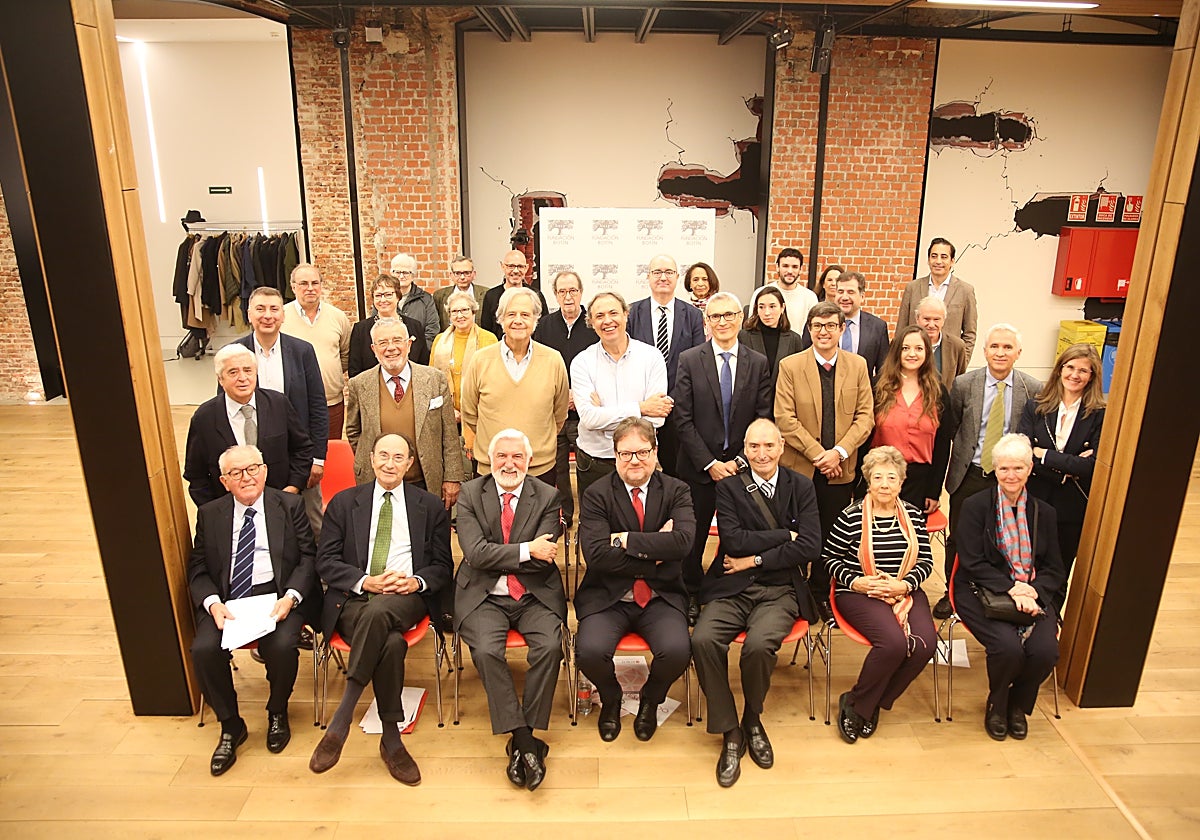 Asistentes al seminario de REMCO 'Monarquía, crisis constitucional y calidad democrática'