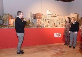 El montaje belenístico del Centro Cultural de Palencia homenajea al primer belén de la historia en su 8 centenario