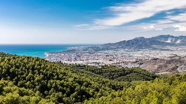 Vista de Málaga desde los montes