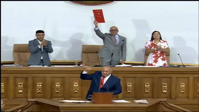 Venezuela aprobará en una semana la ley de anexión del territorio disputado con Guyana