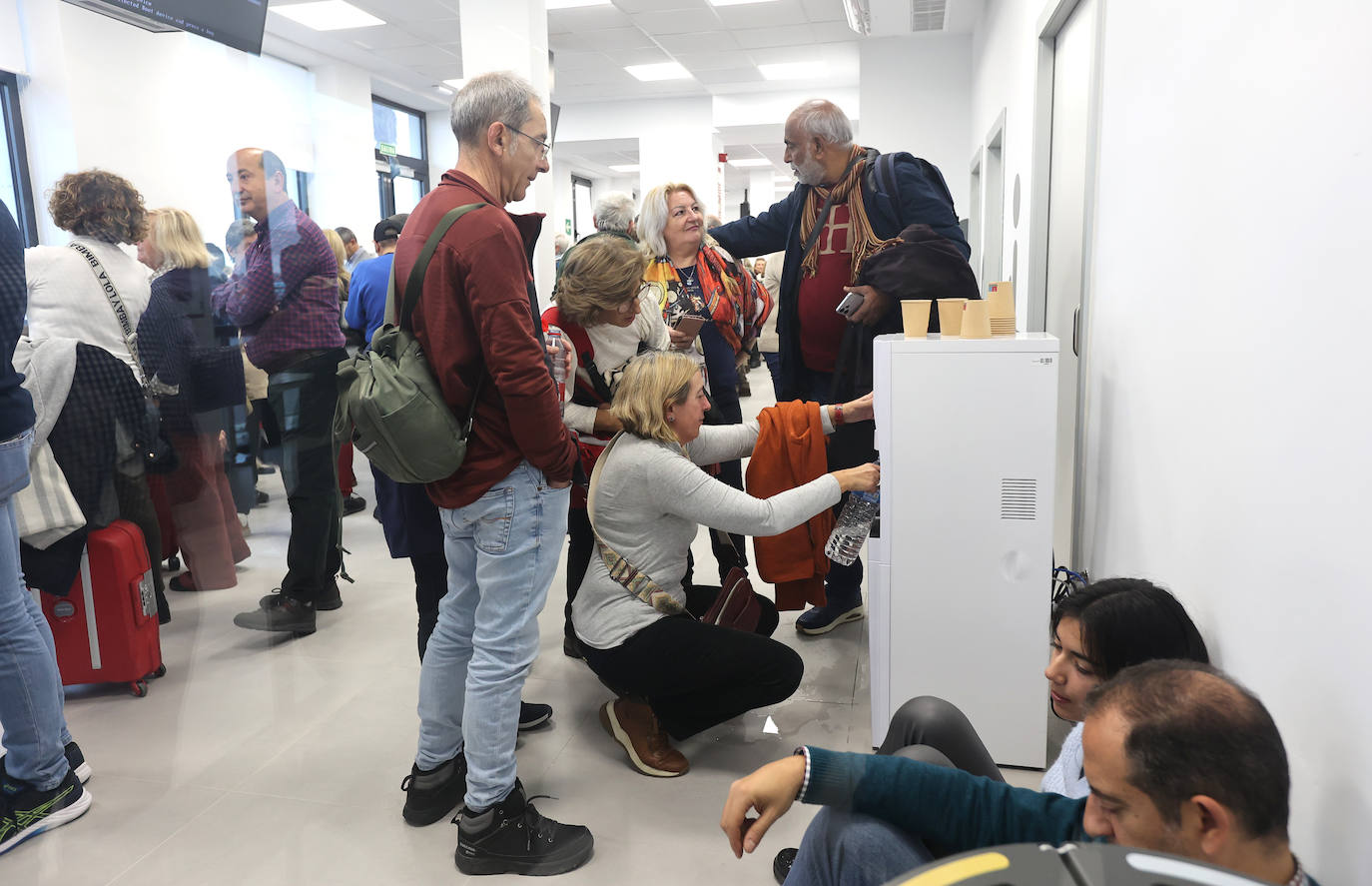 Fotos: el esperado primer vuelo comercial desde el aeropuerto de Córdoba