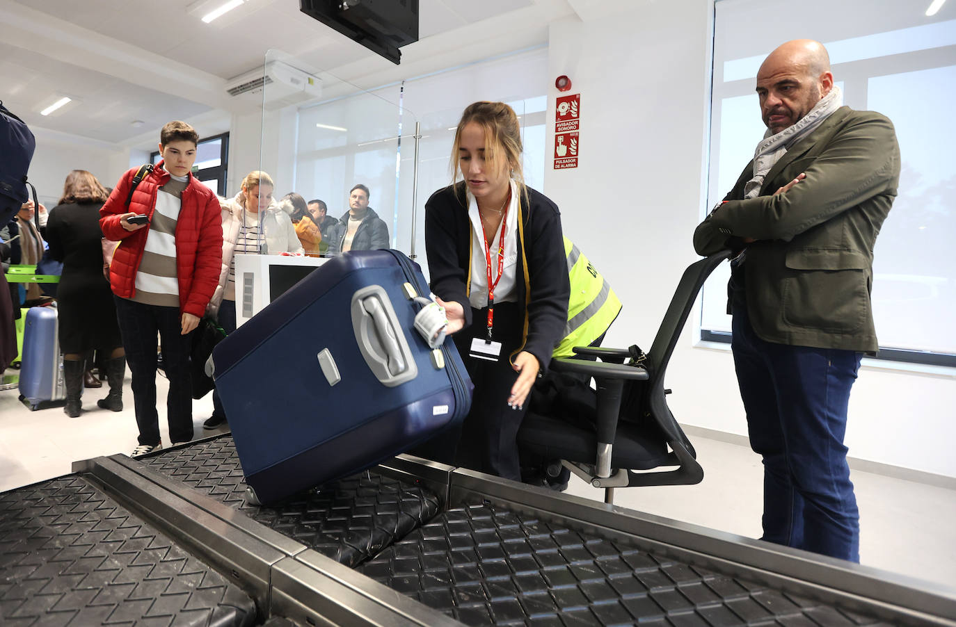 Fotos: el esperado primer vuelo comercial desde el aeropuerto de Córdoba