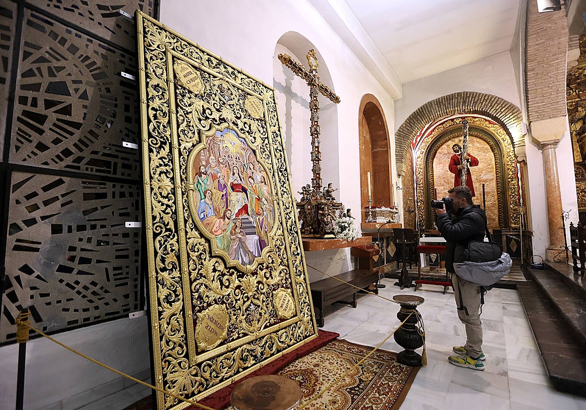 El techo de palio de la Virgen del Dulce Nombre, completamente terminado, este miércoles