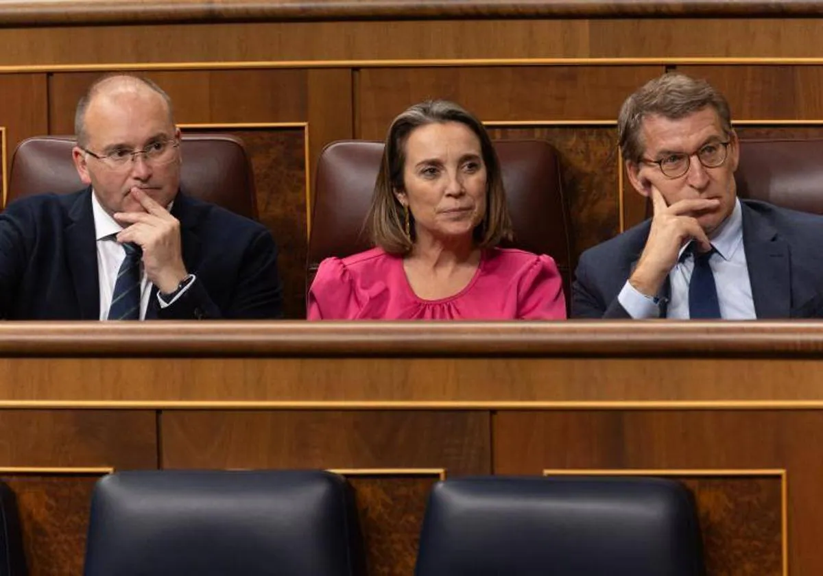 Miguel Tellado, Cuca Gamarra y Alberto Núñez Feijóo