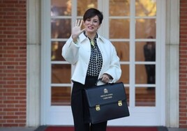 Isabel Rodríguez renuncia al acta y Cristina López Zamora vuelve al Congreso como diputada