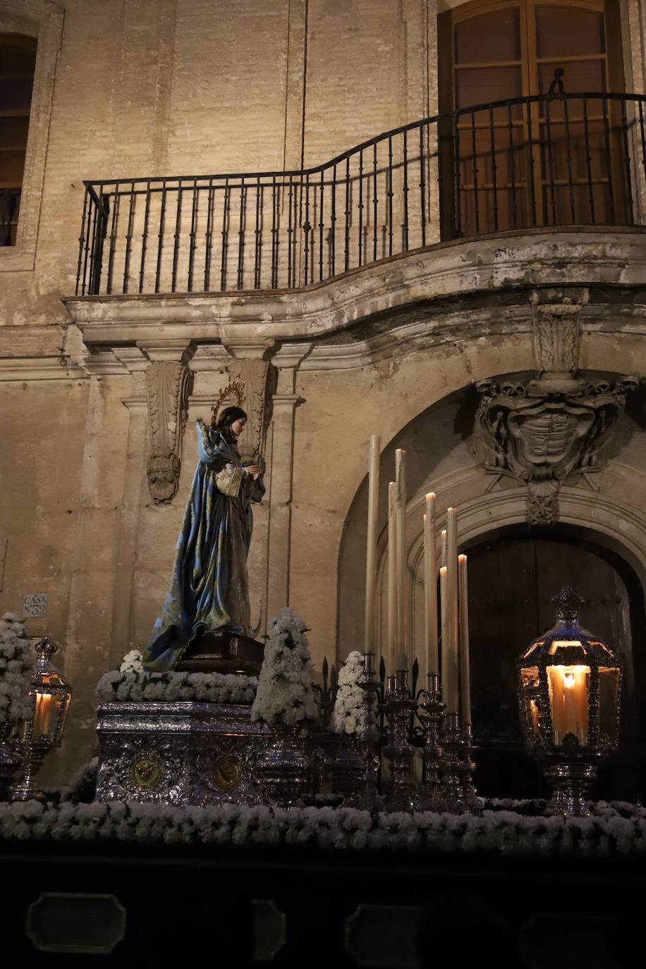 Fotos: la solemne procesión de la Inmaculada con los jóvenes de Córdoba
