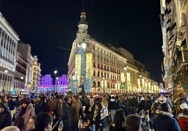Atasco peatonal en el centro de Madrid: «¿Ahora a dónde vamos? ¡Qué agobio!»