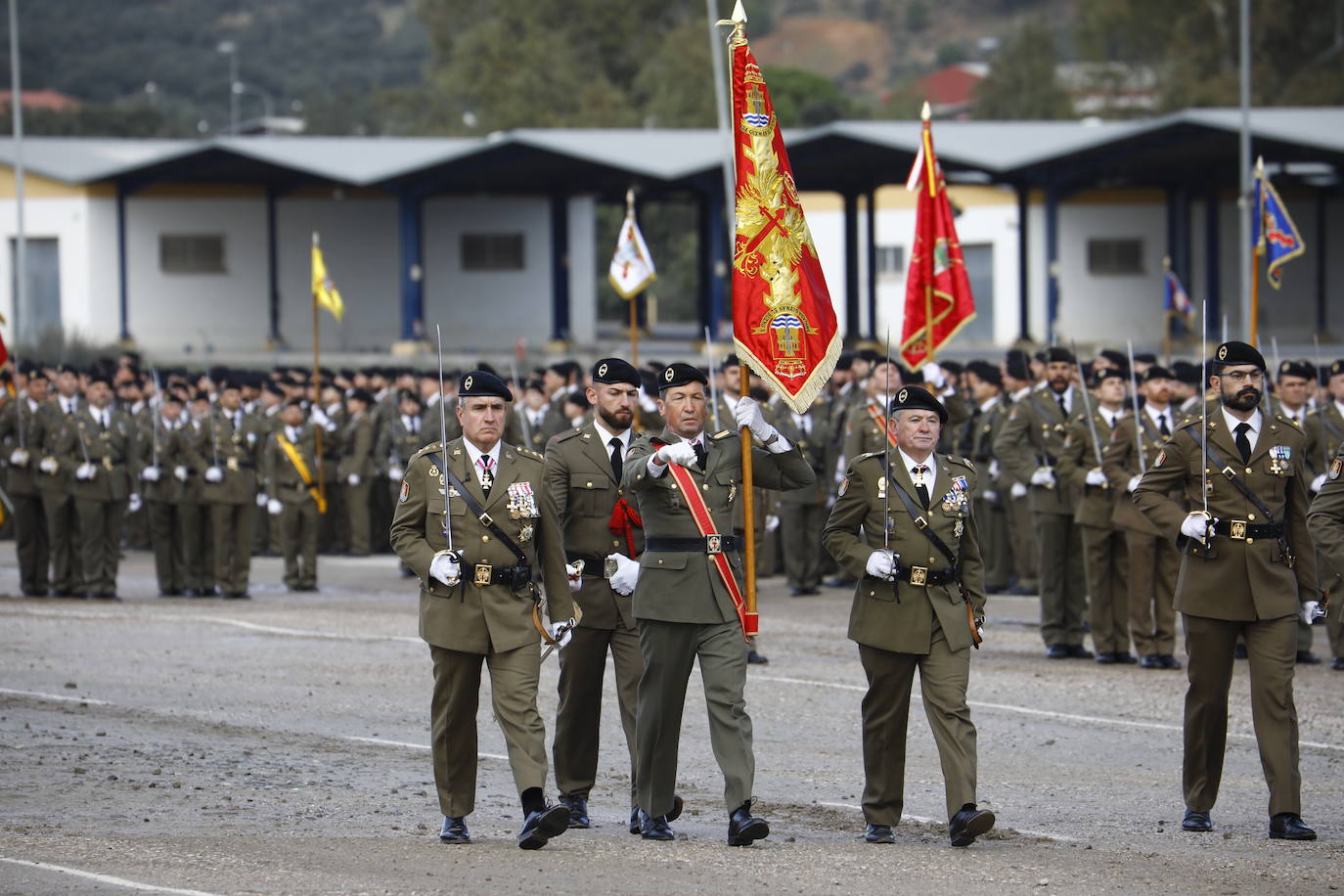 Fotos: La imponente parada militar de la Brigada &#039;Guzmán el Bueno X&#039; en Córdoba