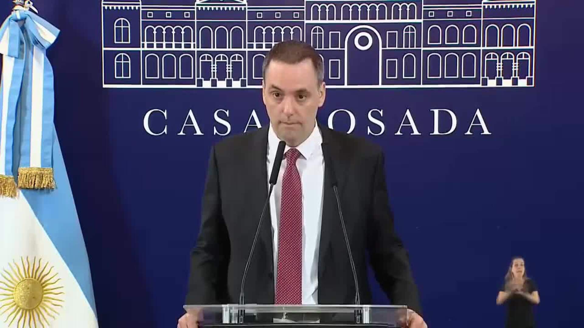 El Gobierno de Milei hará "lo imposible por evitar la hiperinflación"