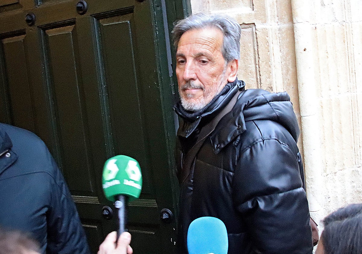 Pedro Muñoz, este martes a su llegada a la Audiencia Provincial de León