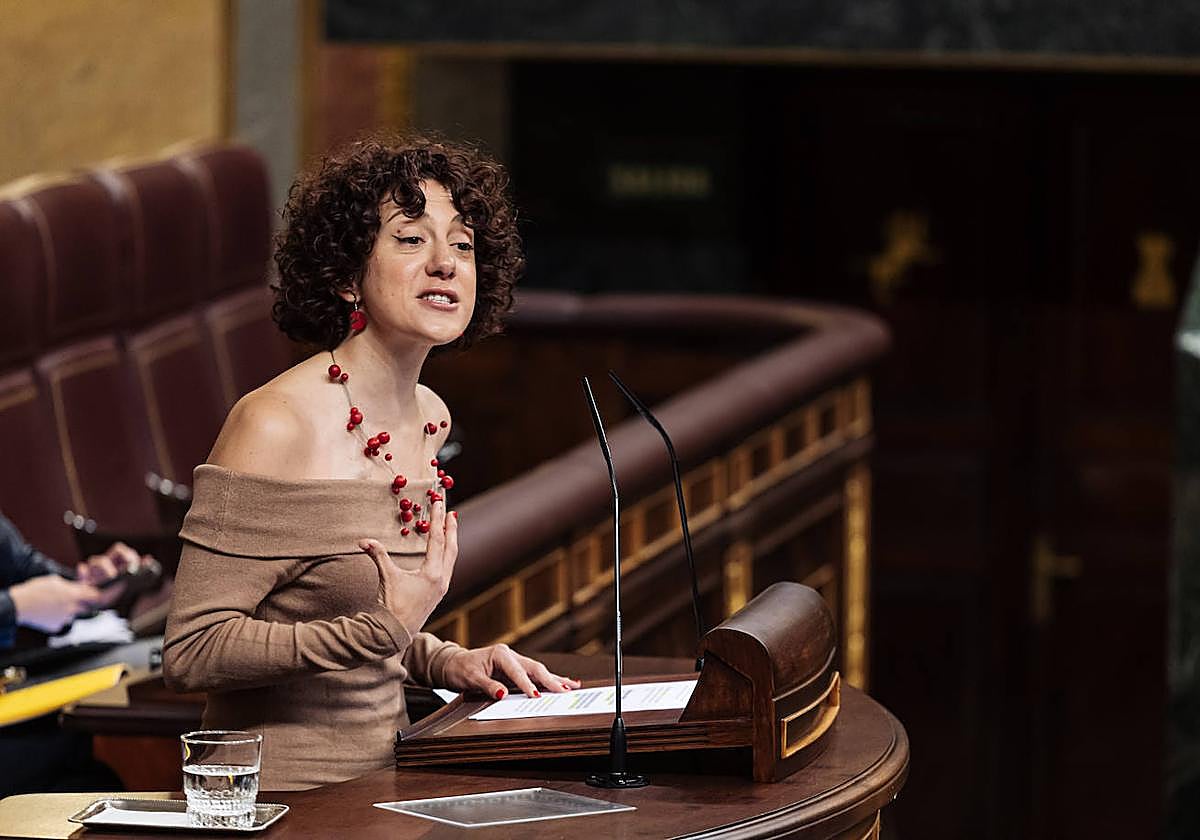 Aina Vidal, diputada de Sumar, durante su intervención en el Congreso