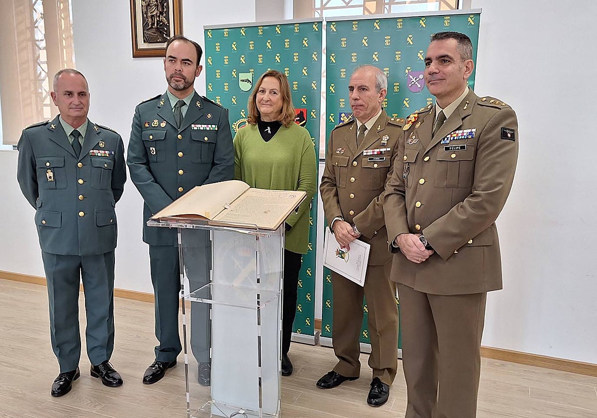 La Guardia Civil de Segovia presenta el libro de principios del siglo XX