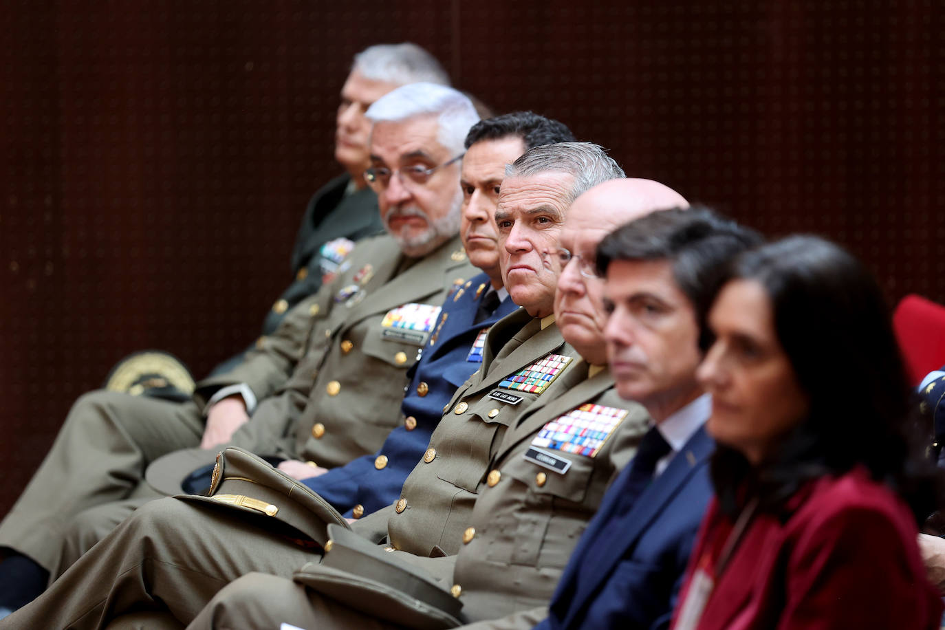 Fotos: La firma solemne del acuerdo de la Base Logística de Córdoba