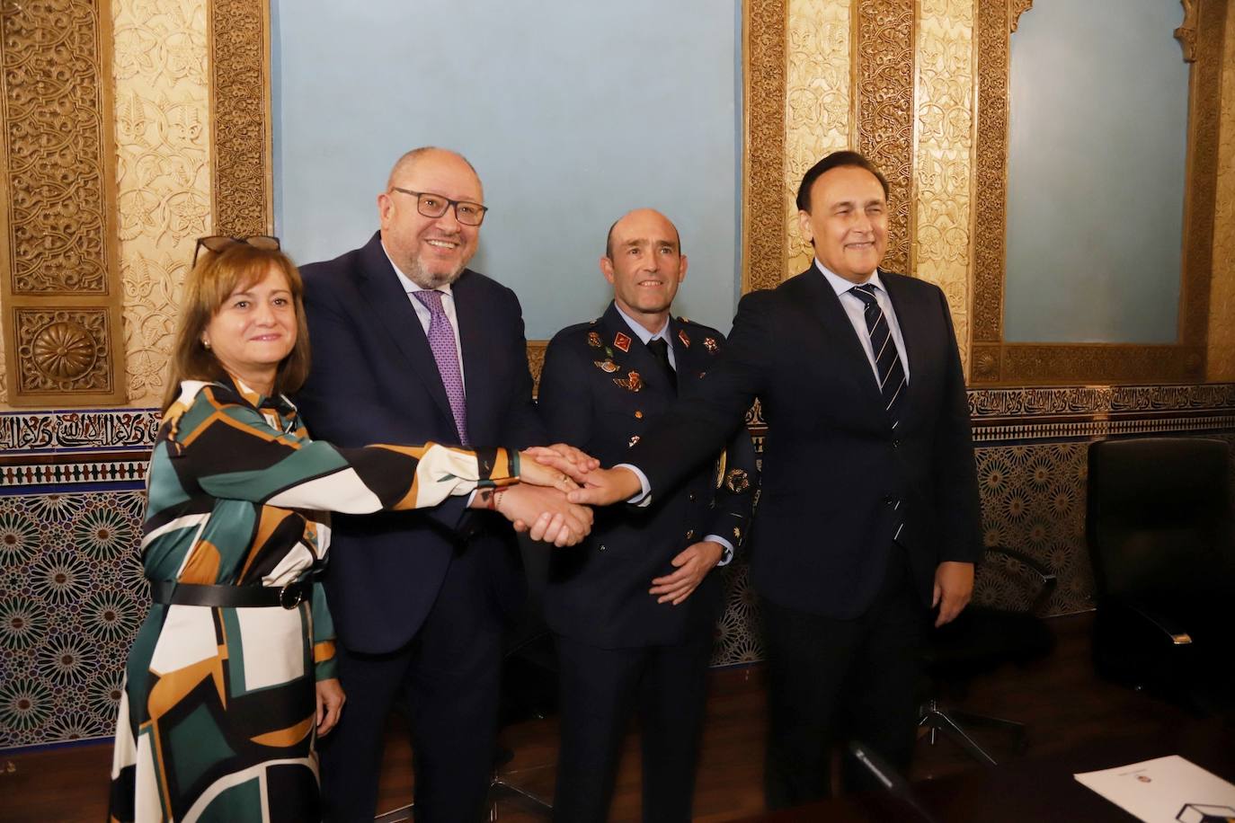 Fotos: La histórica firma de la compra de la Zona por la UCO a Defensa