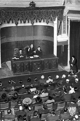 Acto en el Ateneo de Madrid, en el año 1922