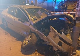 Un conductor ebrio se lleva por delante una terraza y deja cuatro heridos en Valencia