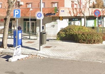 Un detenido y dos fugados tras el atraco con escopetas a una sucursal bancaria en Moratalaz