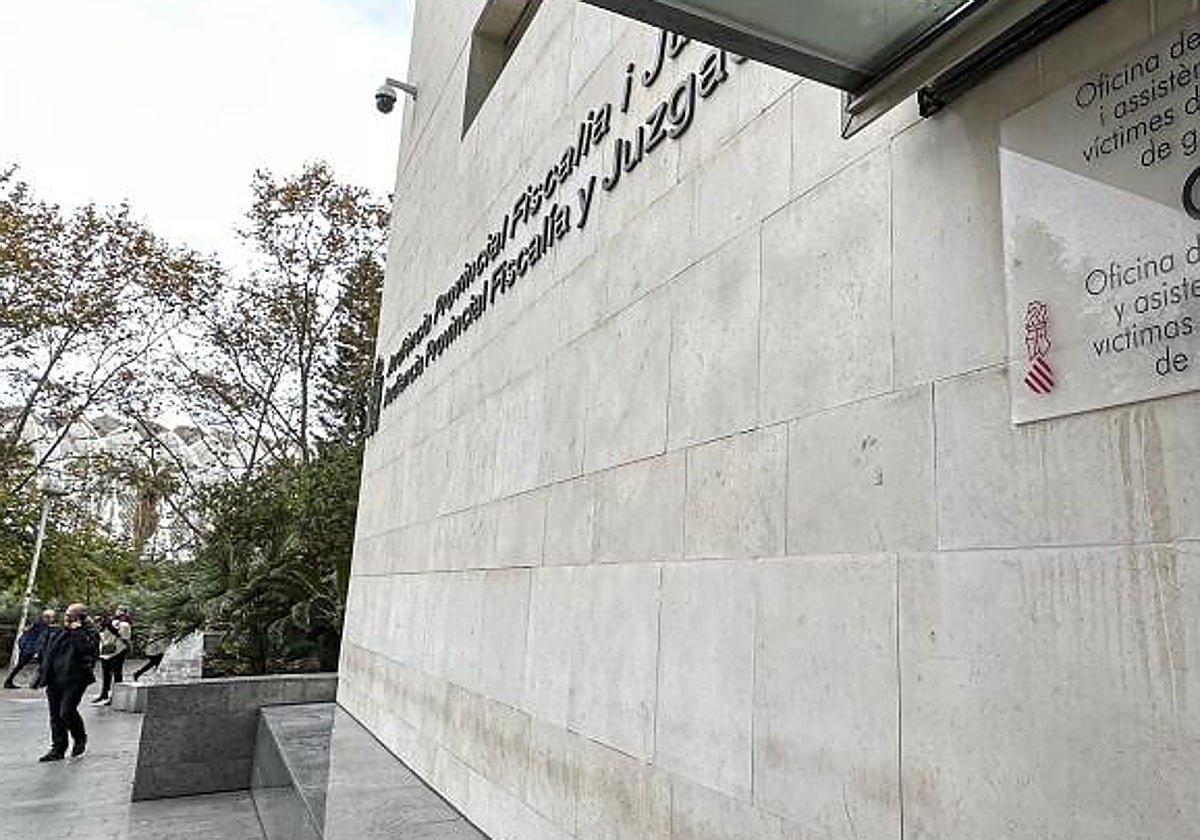Edificio de la Audiencia Provincial de Valencia, sede del juicio por este caso de asesinato.