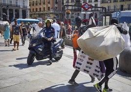 La Policía Municipal de Madrid ultima una sección contra okupaciones, robos y pisos para el 'top manta'