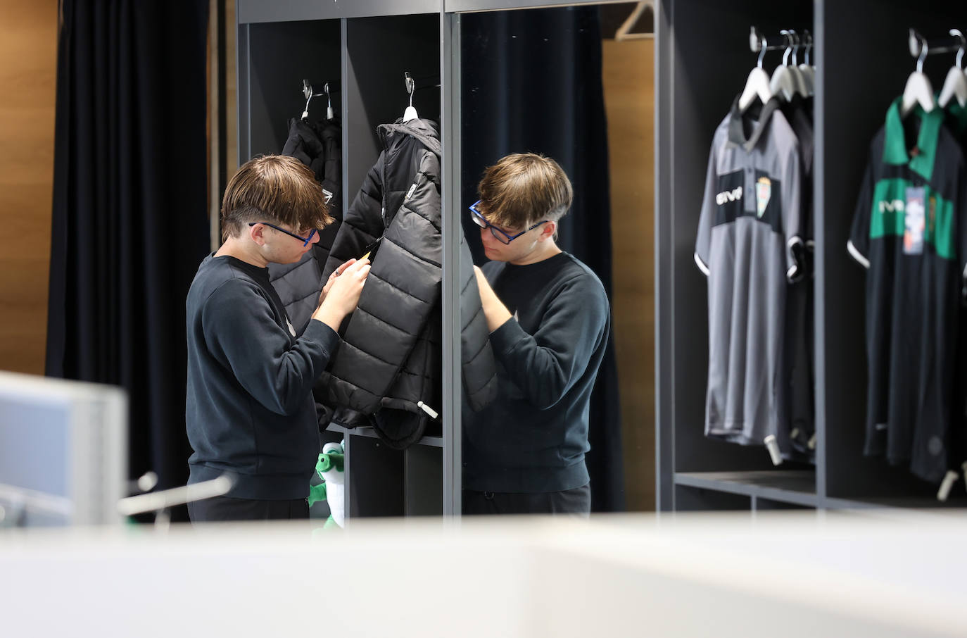 Fotos: las mejores imágenes de la inauguración de la tienda del Córdoba CF en El Arcángel