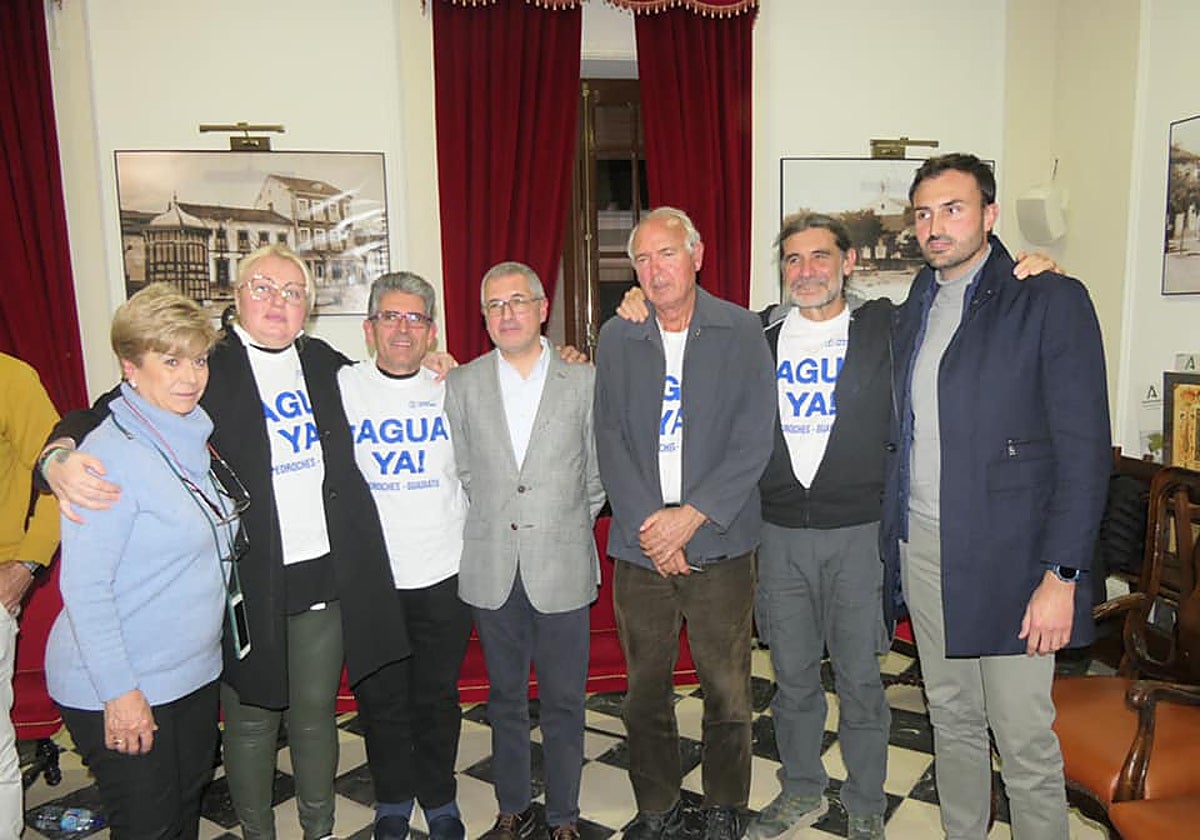 Reunión del secretario de estado con huelguistas de hambre