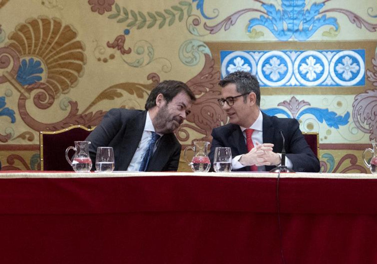 El presidente del CGPJ, Vicente Guilarte, con el ministro Félix Bolaños