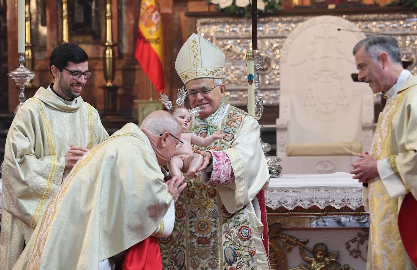 Fotos: La tradicional Misa de la Navidad del Señor en la Catedral de Córdoba