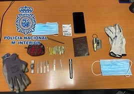 Dos ladrones aprovechan la noche de Navidad para tratar de robar en una urbanización de Alicante