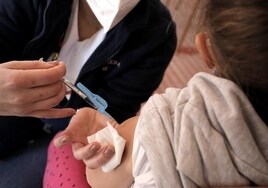 Estos son los puntos de vacunación de la gripe sin cita para menores de seis meses a cinco años en Andalucía