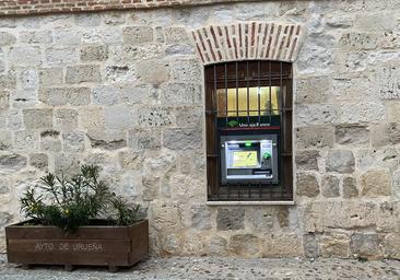 El pueblo de Valladolid que pierde su último cajero: «Hacen que cada vez sea más difícil vivir aquí»