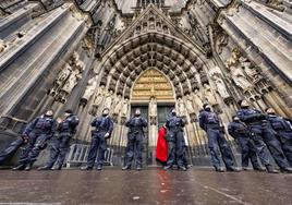 Detienen en Alemania a tres sospechosos de preparar un atentado contra la catedral de Colonia
