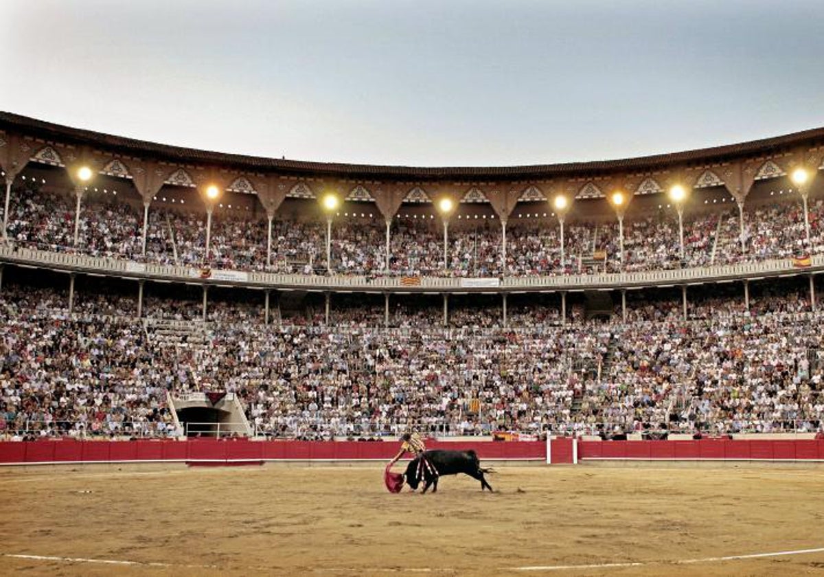 José Tomás, toreando en la Monumental el 25 de septiembre de 2011, último festejo en Barcelona