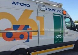 Un médico se refugia en una ambulancia en un pueblo de Málaga para no ser agredido