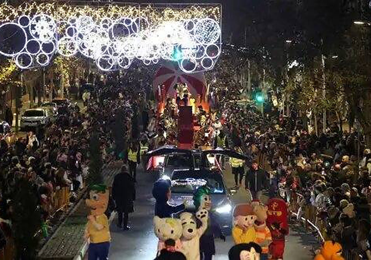 En la imagen, la Cabalgata de los Reyes Magos del año pasado recorriendo las calles de la ciudad
