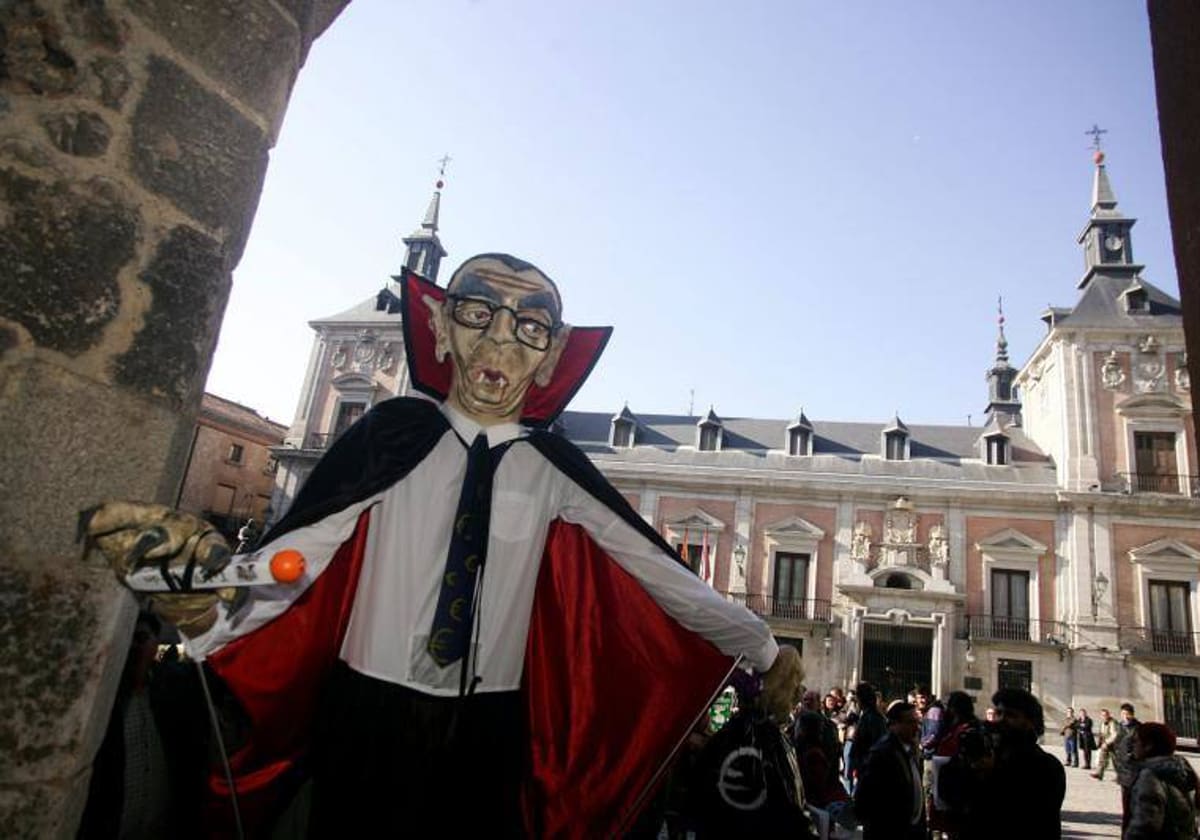 Ruiz-Vampirón, en una protesta ante la Casa de la Villa