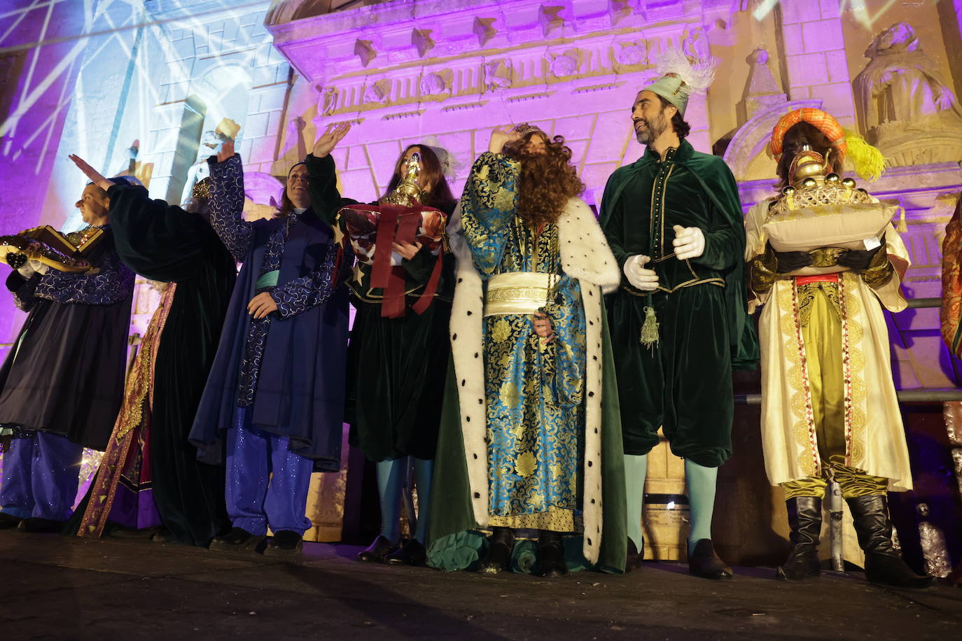 Fotos: El novedoso y espectacular final de la Cabalgata de los Reyes Magos de Córdoba