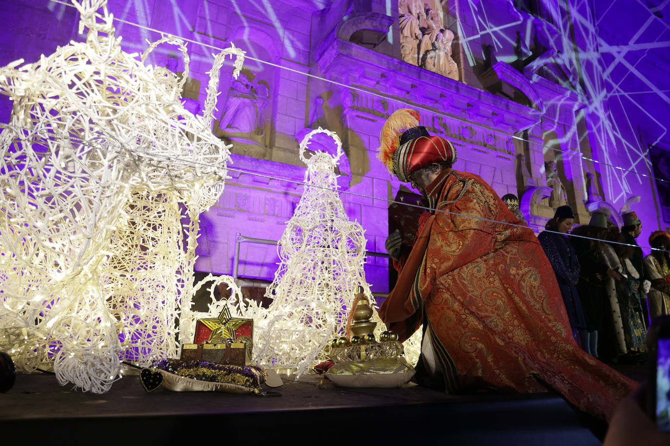 Fotos: El novedoso y espectacular final de la Cabalgata de los Reyes Magos de Córdoba