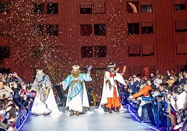 Salvan a un niño de dos años que se atragantaba con un caramelo en la Cabalgata de Reyes de Benidorm